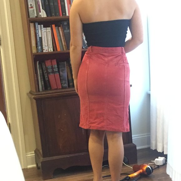 Pink Courduroy vintage pencil skirt - Picture 2 of 3